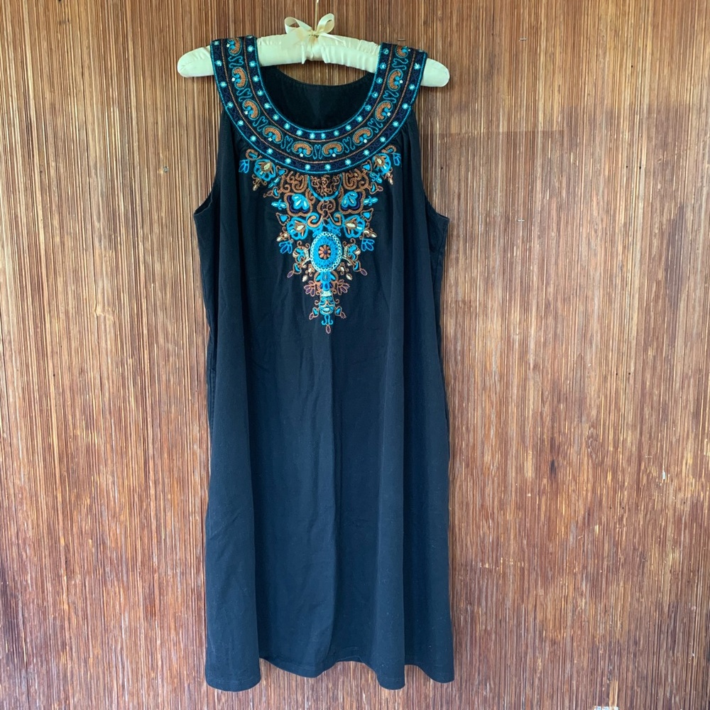 Detailed Collar Dress